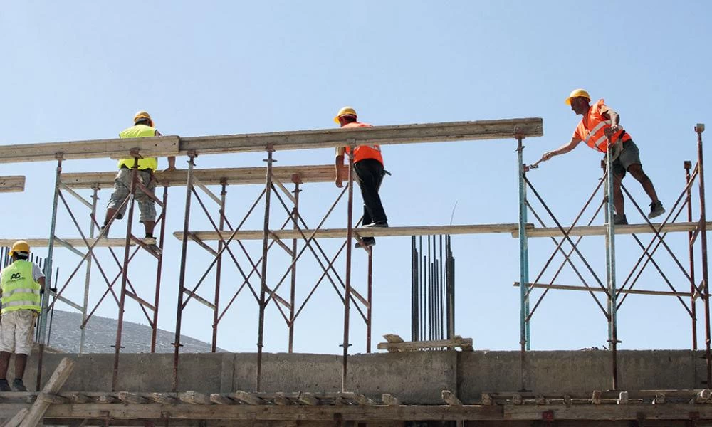 Ακίνητα: Ραγδαία αύξηση νέων οικοδομών στα νότια και βόρεια προάστια της Αττικής